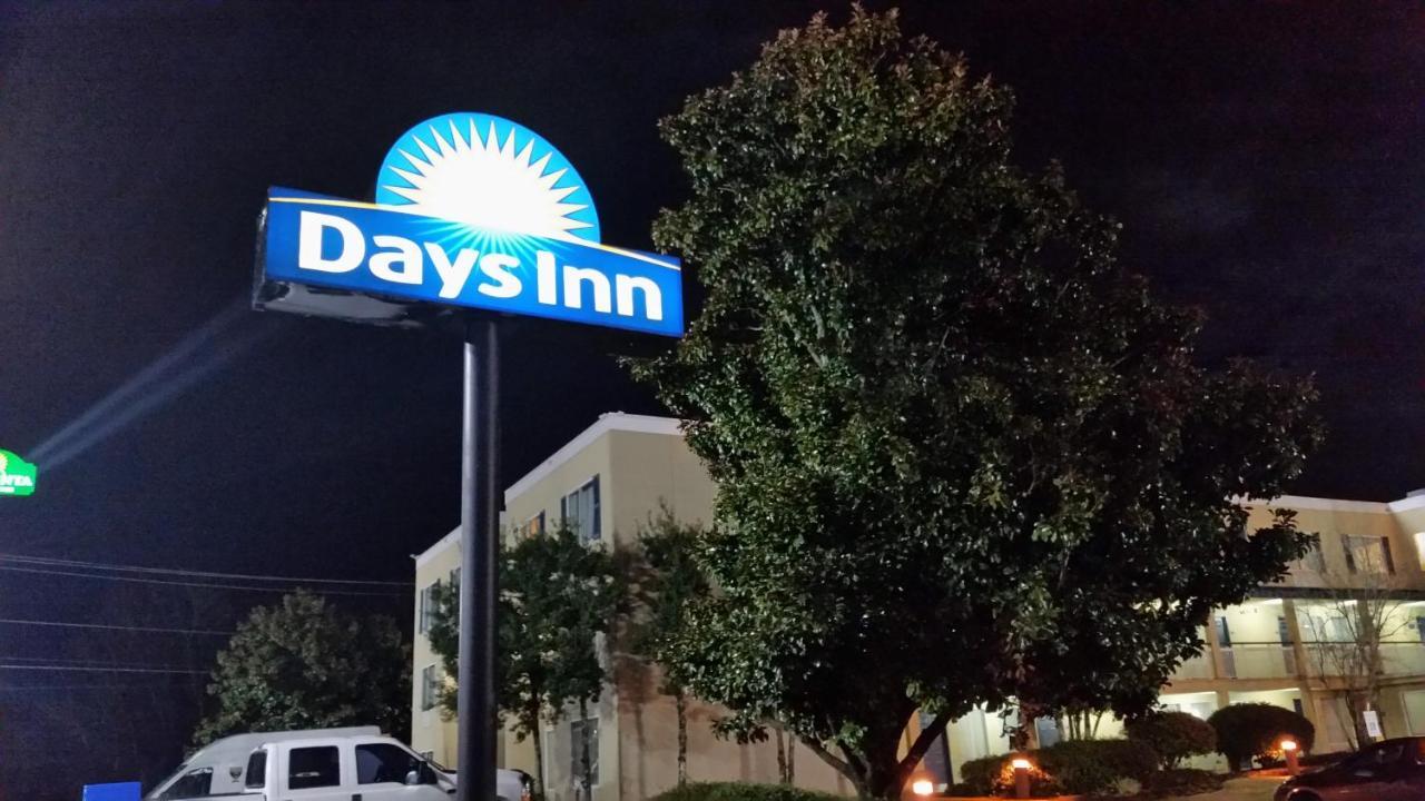 Days Inn By Wyndham Chattanooga/Hamilton Place מראה חיצוני תמונה
